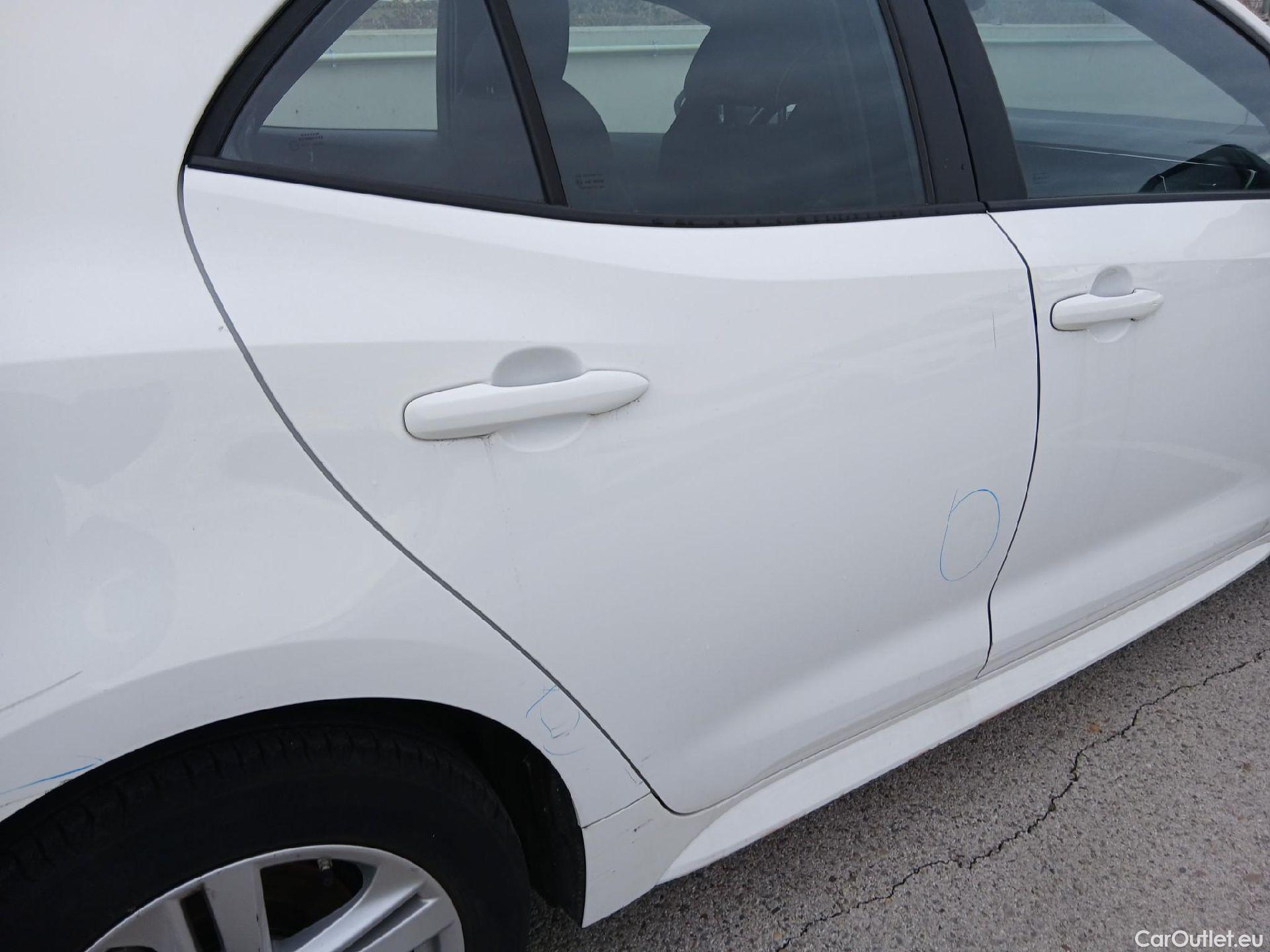  Toyota  Corolla TOYOTA  1.8 125H ACTIVE TECH E-CVT #28