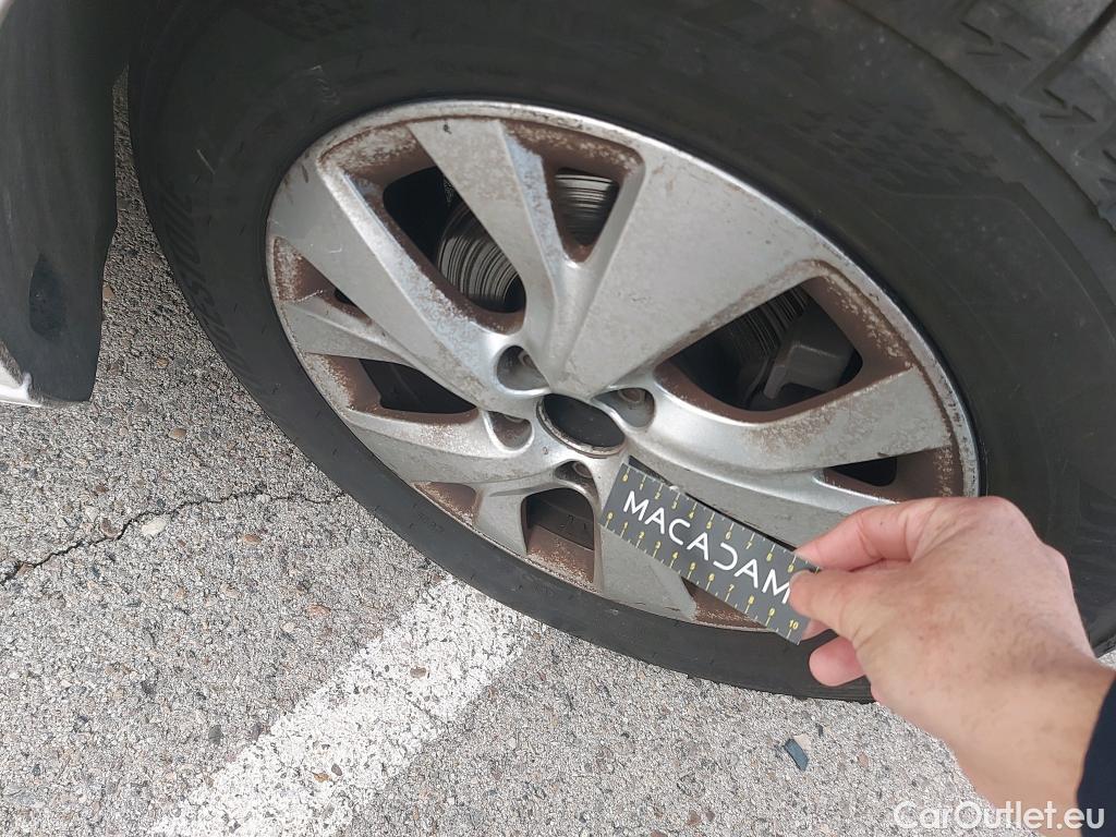  Citroen  C4 Grand Picasso CITROEN Grand C4 Spacetourer / 2016 / 5P / monovolumen BlueHDi 96KW (130CV) S&S Live #25