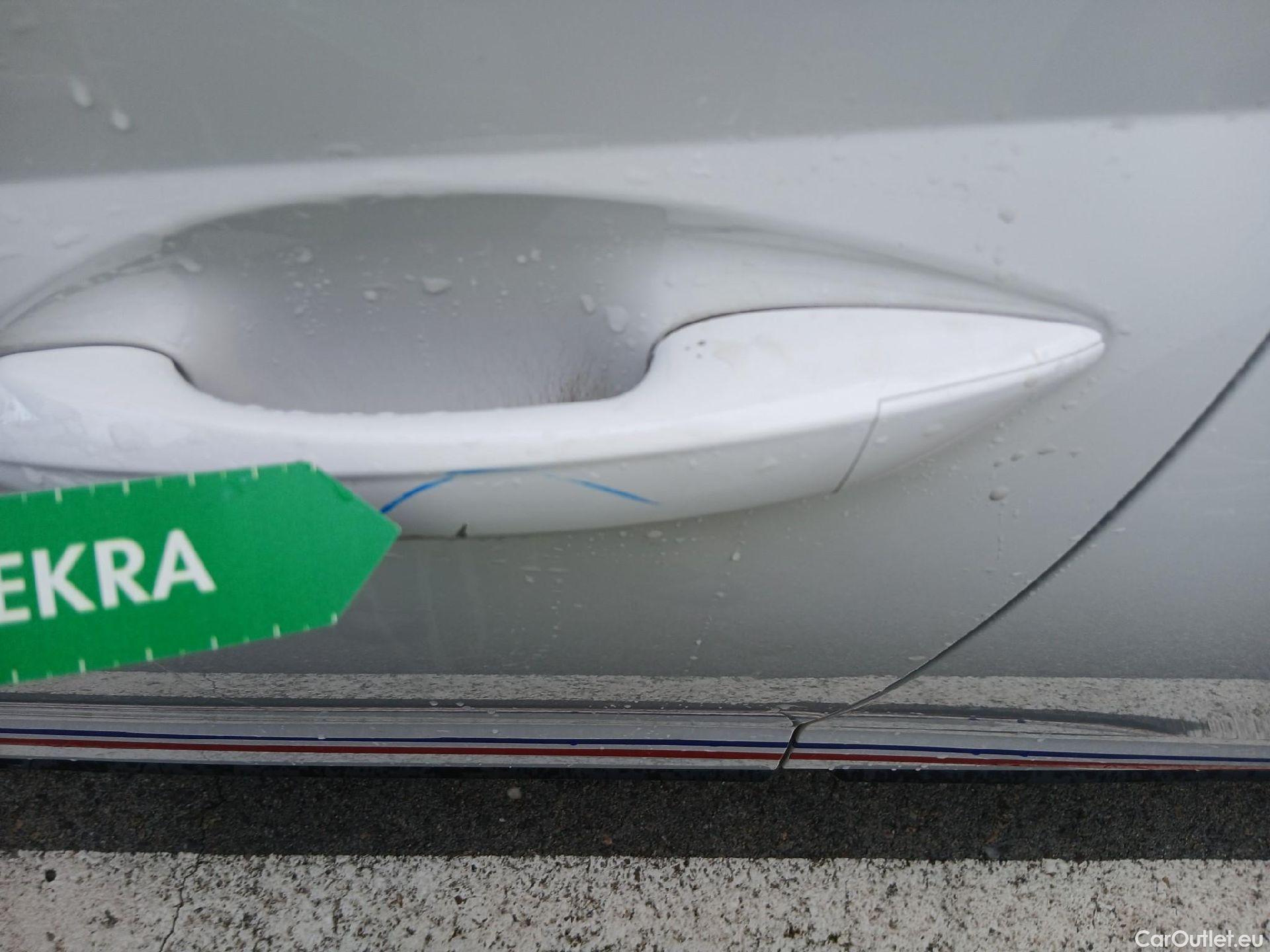  Hyundai  Bayon HYUNDAI  / 2021 / 5P / todoterreno 1.0 TGDI 74kW (100CV) Maxx #26