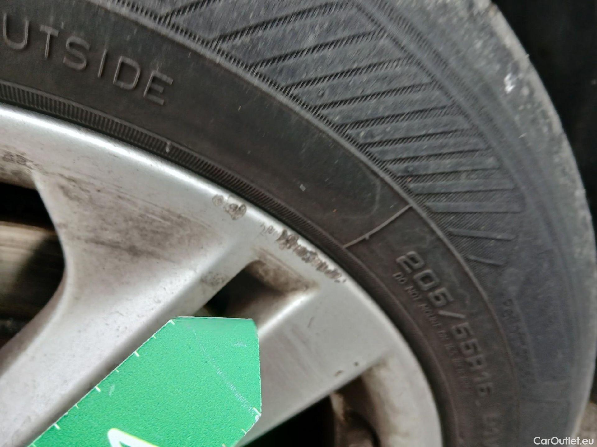  Toyota  Corolla TOYOTA  1.8 125H ACTIVE TECH E-CVT #11