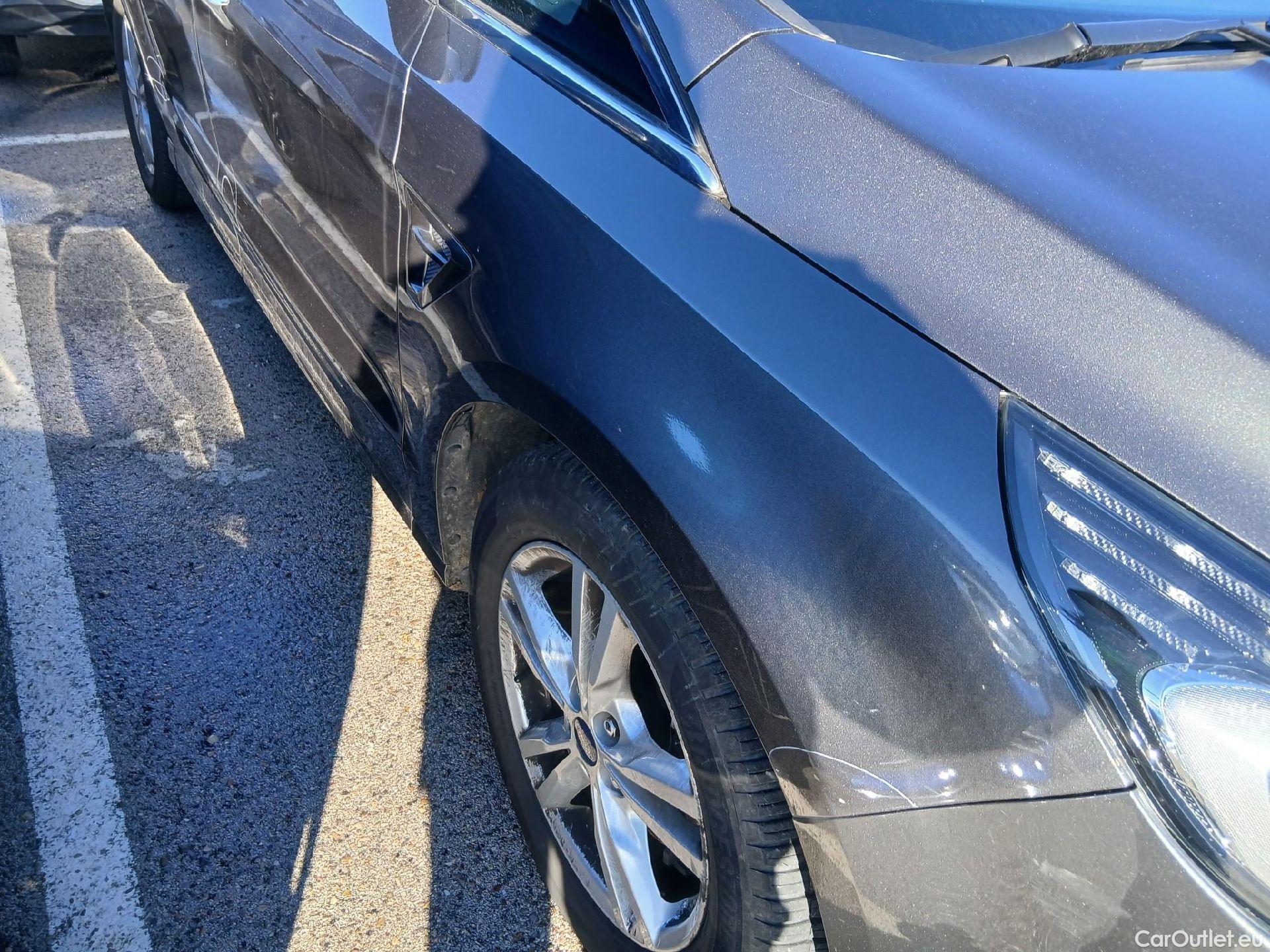  Ford  S-Max FORD  / 2010 / 5P / monovolumen 2.0 TDCi Panther 110kW Titanium Pow #27