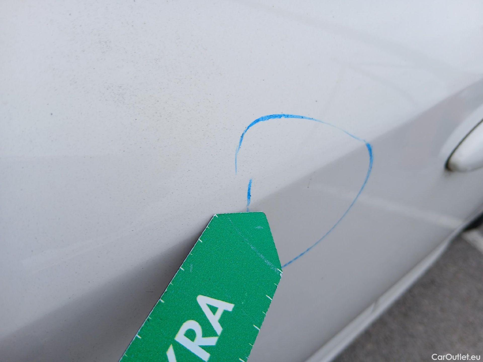  Toyota  Corolla TOYOTA  1.8 125H ACTIVE TECH E-CVT #17