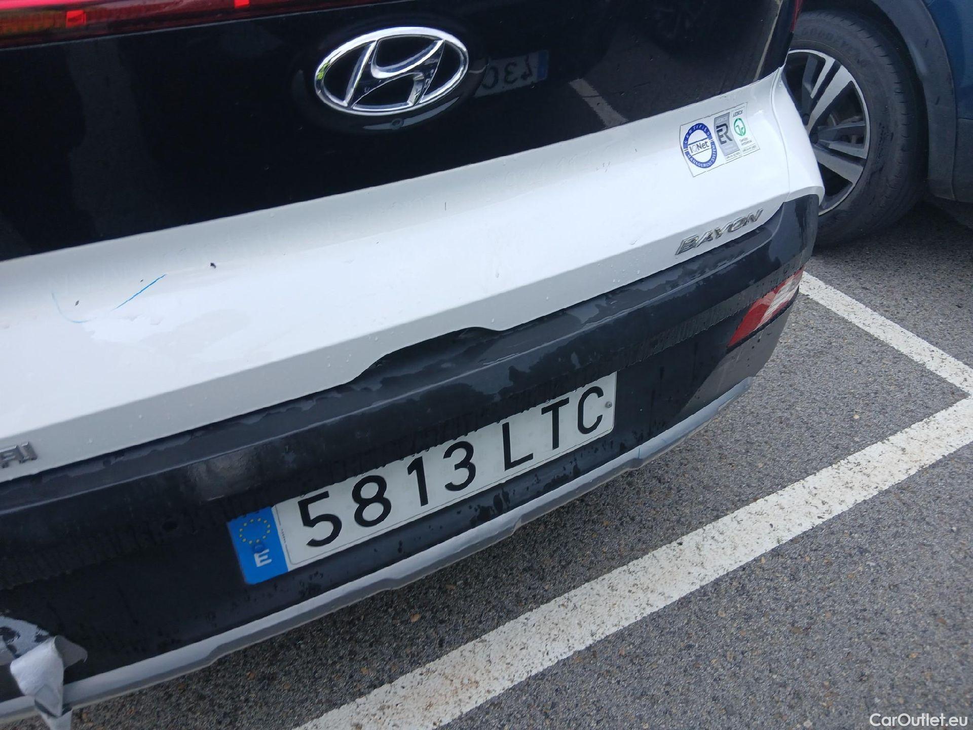  Hyundai  Bayon HYUNDAI  / 2021 / 5P / todoterreno 1.0 TGDI 74kW (100CV) Maxx #39