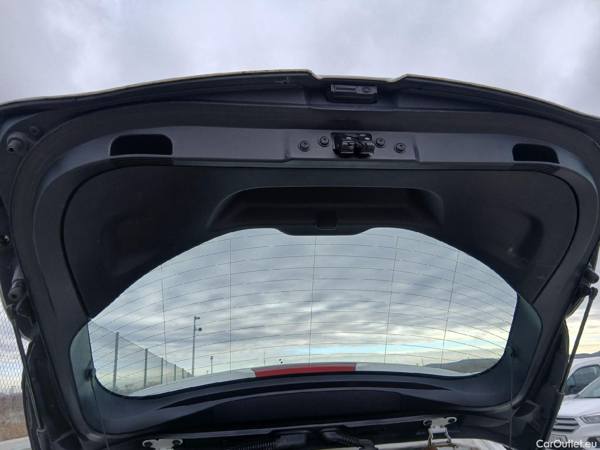  Toyota  Corolla TOYOTA  1.8 125H ACTIVE TECH E-CVT #39