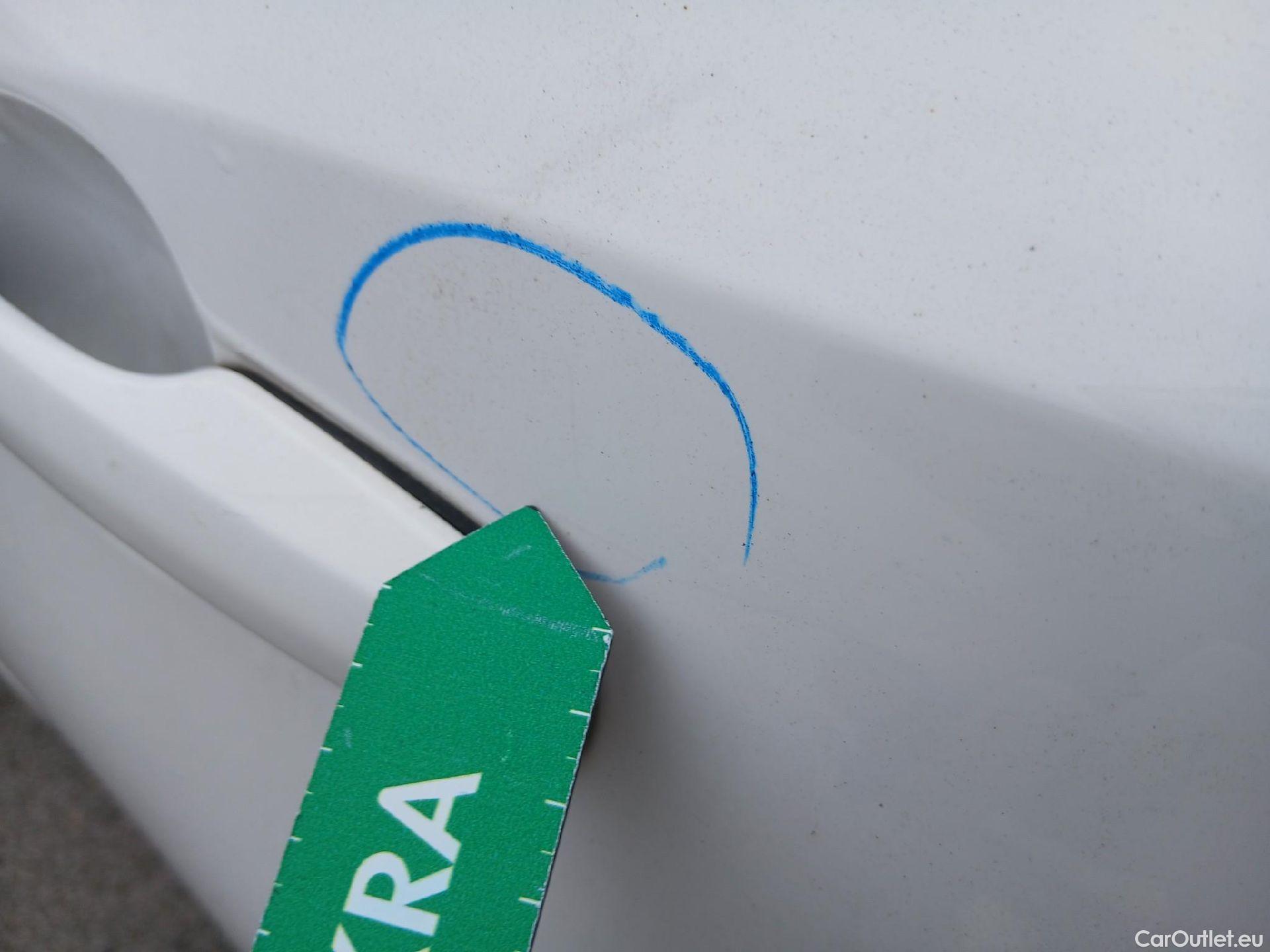  Toyota  Corolla TOYOTA  1.8 125H ACTIVE TECH E-CVT #19