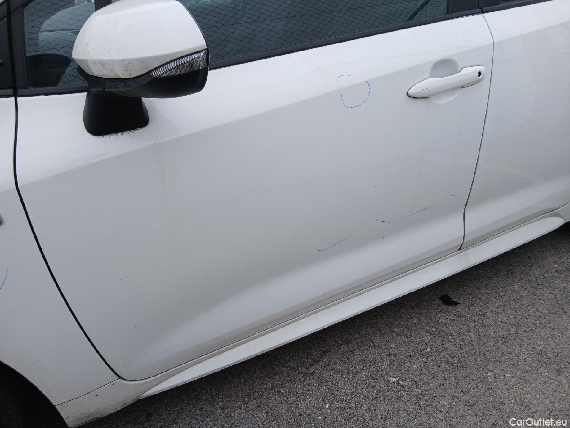  Toyota  Corolla TOYOTA  1.8 125H ACTIVE TECH E-CVT #16