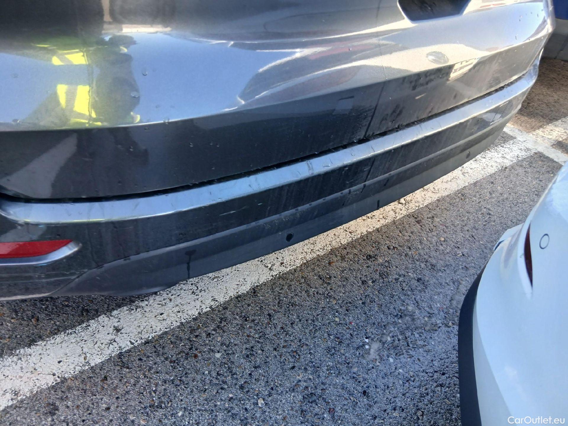  Ford  S-Max FORD  / 2010 / 5P / monovolumen 2.0 TDCi Panther 110kW Titanium Pow #17