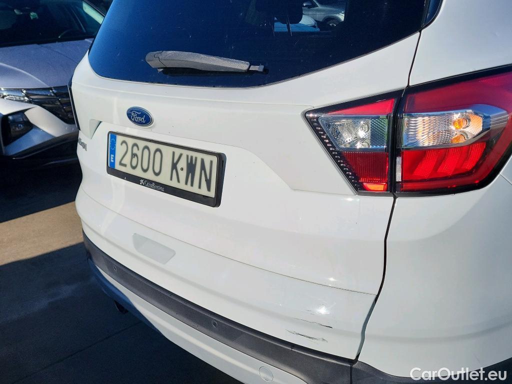  Ford  Kuga FORD  / 2016 / 5P / todoterreno 1.5 EcoBoost 88kW 4x2 Trend+ (CX) #6