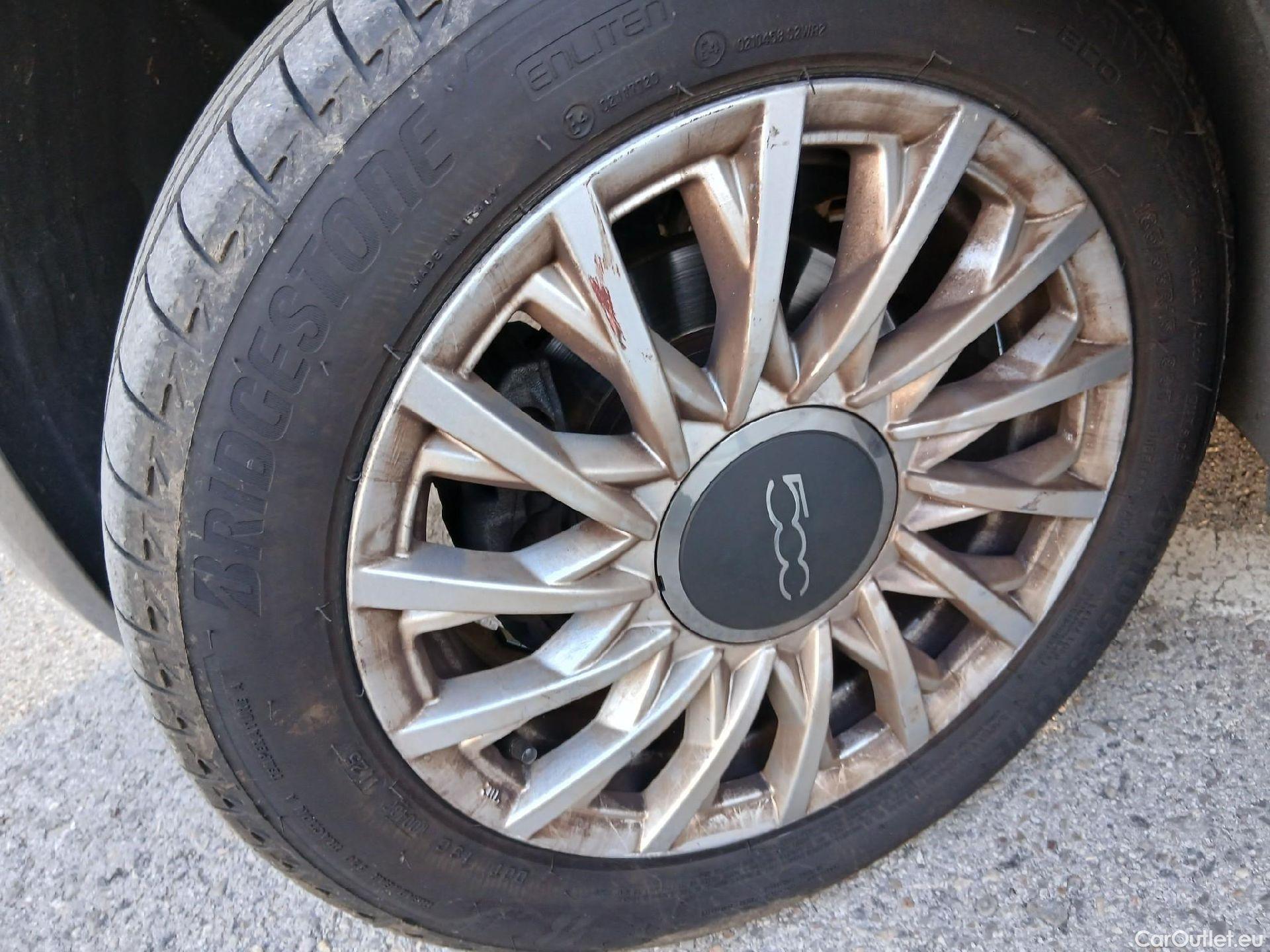  Fiat  500 FIAT  / 2015 / 3P / berlina con portón Lounge 1.2 8v 51KW (69 CV) (AC) #13