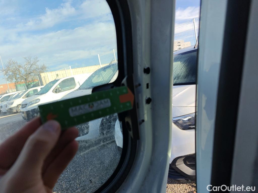  Peugeot  RIFTER PEUGEOT  / 2018 / 4P / combi Active Standard BlueHDi 73kW (IND) (CX2) #58