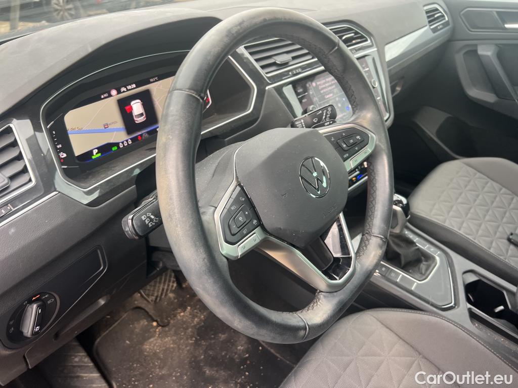  Volkswagen  Tiguan VOLKSWAGEN  / 2020 / 5P / todoterreno Life 1.4 TSI eHybrid 180kW (245CV) DSG #15