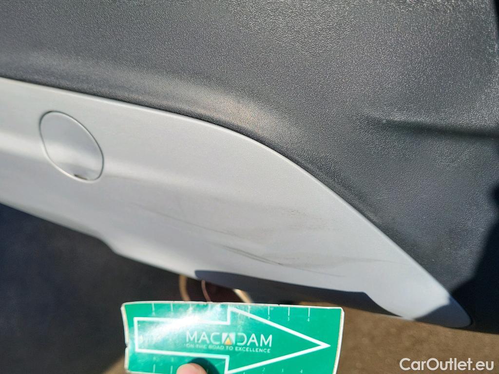  Ford  Kuga FORD  / 2016 / 5P / todoterreno 1.5 EcoBoost 88kW 4x2 Trend+ (CX) #29