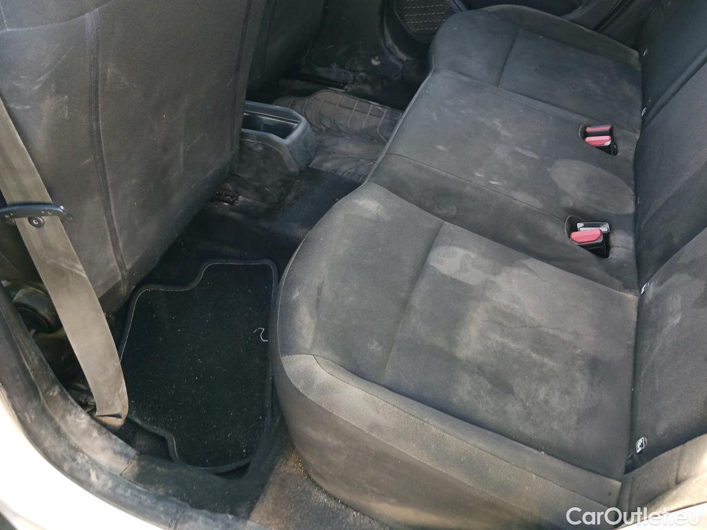  Dacia  Duster DACIA  / 2018 / 5P / todoterreno Essent. Blue dCi 85kW (115CV) 4X2 #18