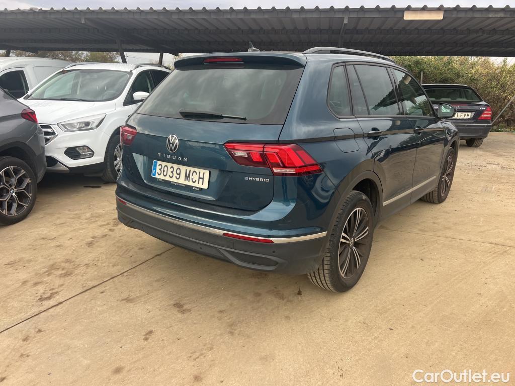  Volkswagen  Tiguan VOLKSWAGEN  / 2020 / 5P / todoterreno Life 1.4 TSI eHybrid 180kW (245CV) DSG #17