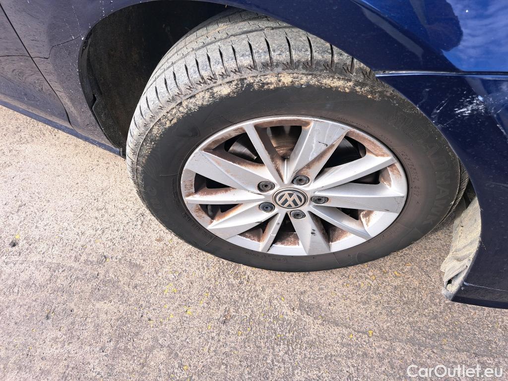  Volkswagen  Golf  VOLKSWAGEN / 2016 / 5P / berlina con portón Ready2Go 1.0 TSI 85kW (115CV) #18