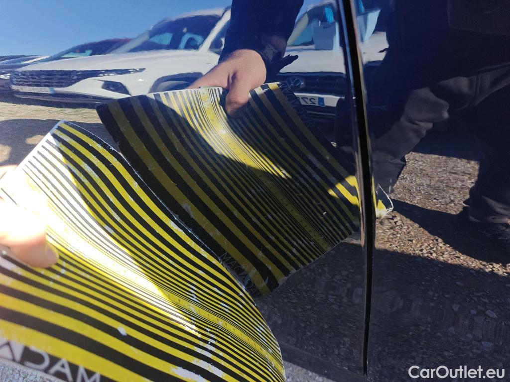  Bmw  Serie 3 BMW  / 2018 / 4P / sedán 320e #16