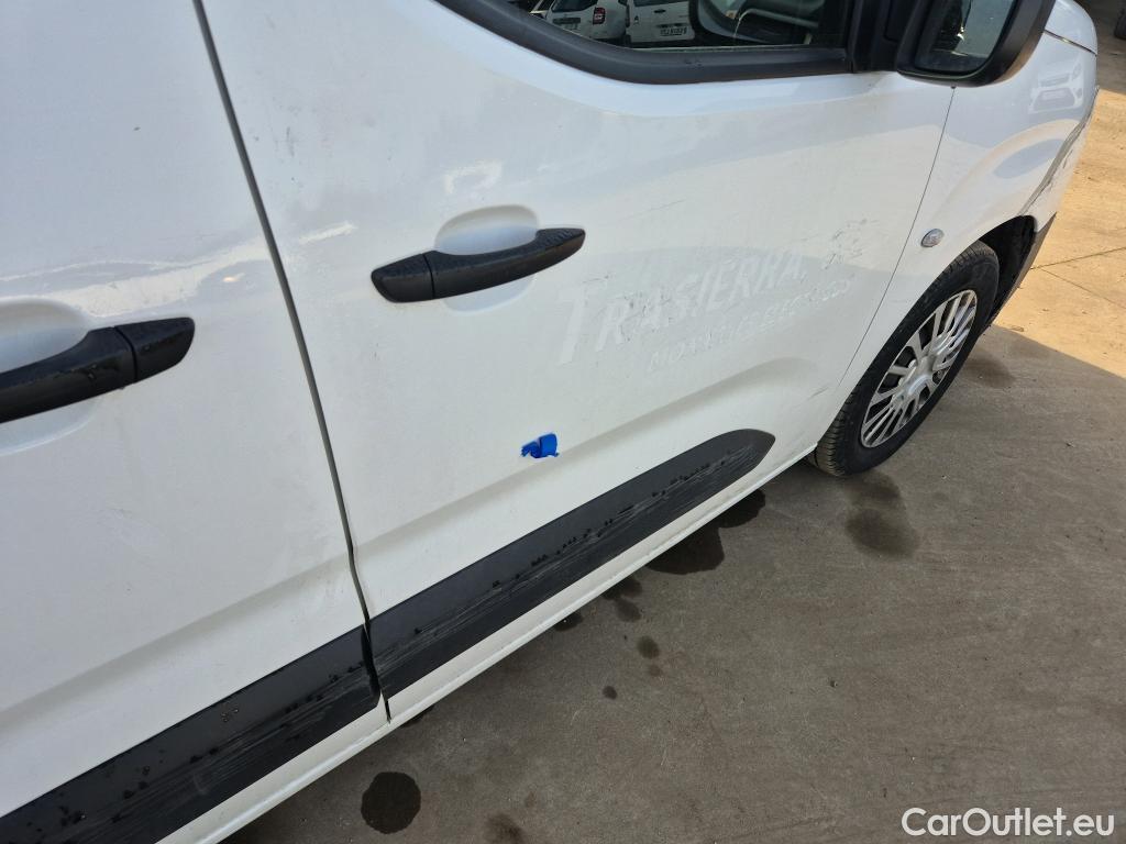  Toyota  Proace TOYOTA  CITY COMBI 1.5D 75kW (100CV) GX L1 (AC) #8