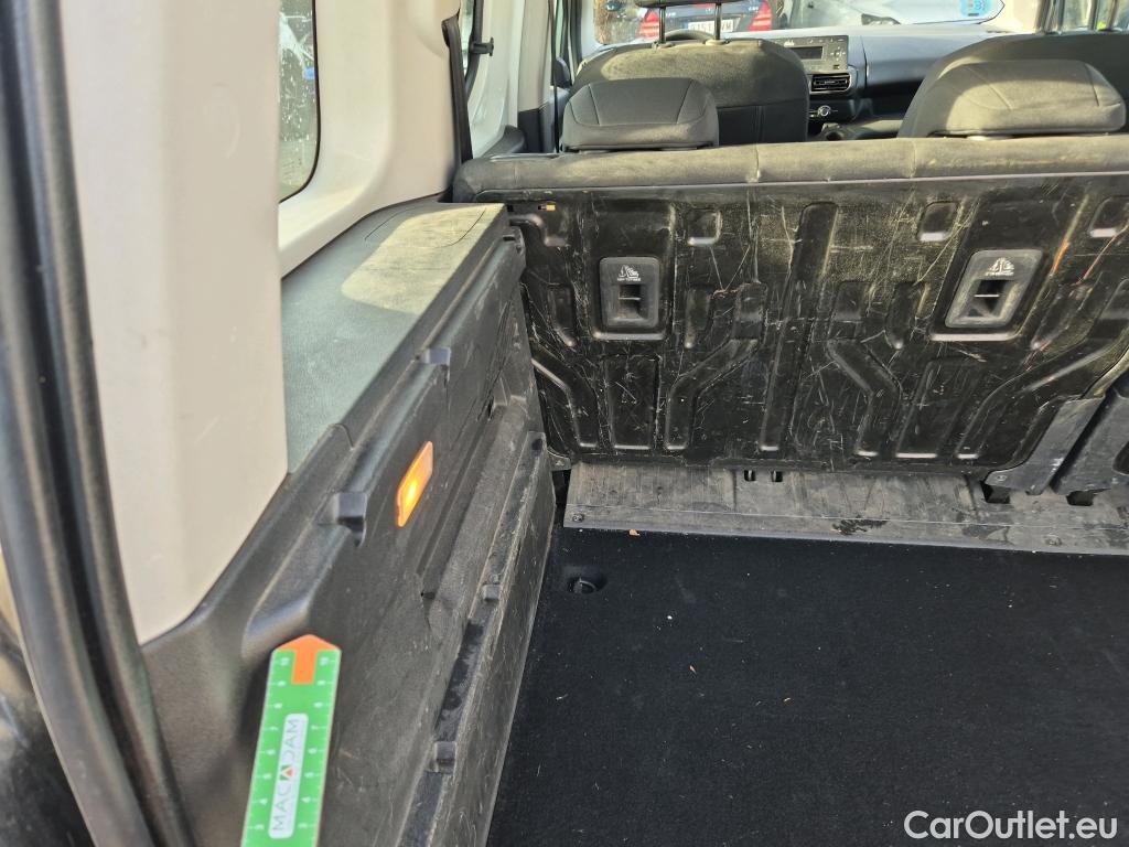  Toyota  Proace TOYOTA  CITY COMBI 1.5D 75kW (100CV) GX L1 (AC) #4