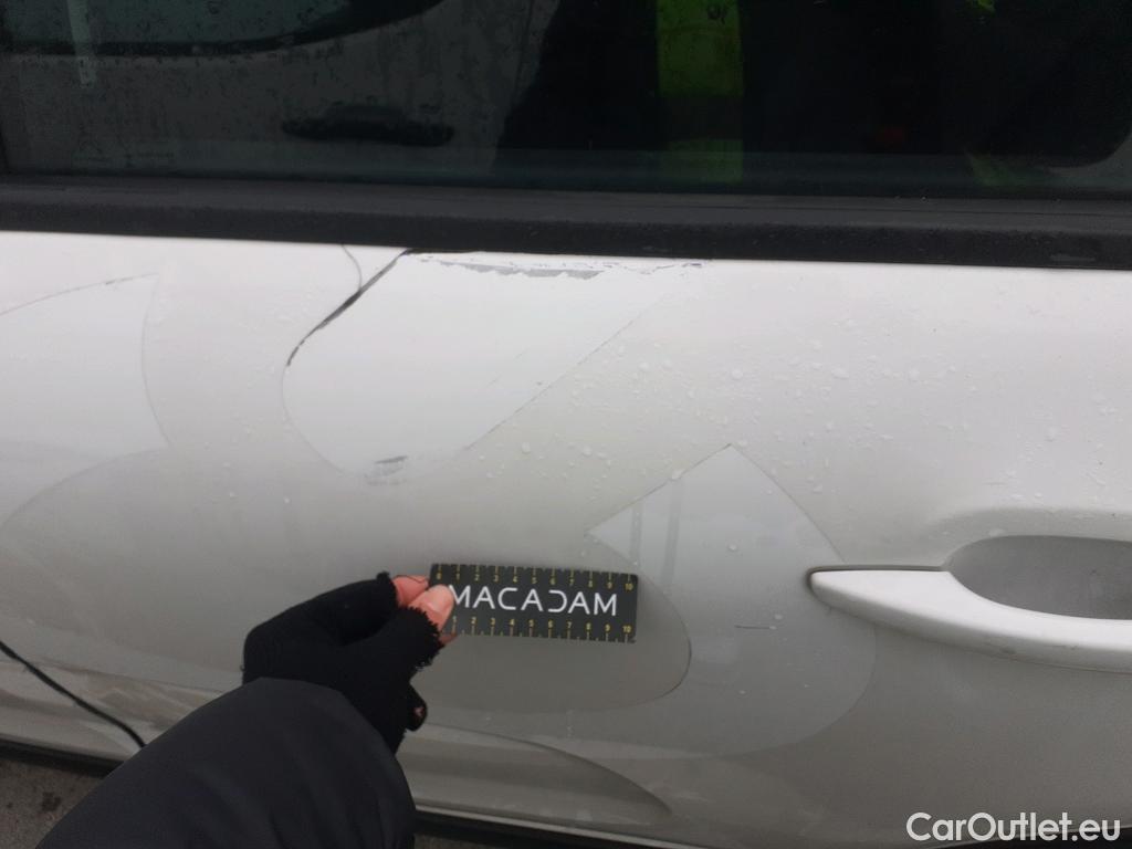  Citroen  C3 CITROEN  / 2020 / 5P / berlina con portón BlueHDi 75KW (100CV) S&S FEEL #7