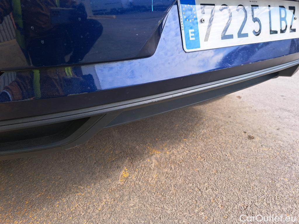  Volkswagen  Golf  VOLKSWAGEN / 2016 / 5P / berlina con portón Ready2Go 1.0 TSI 85kW (115CV) #20