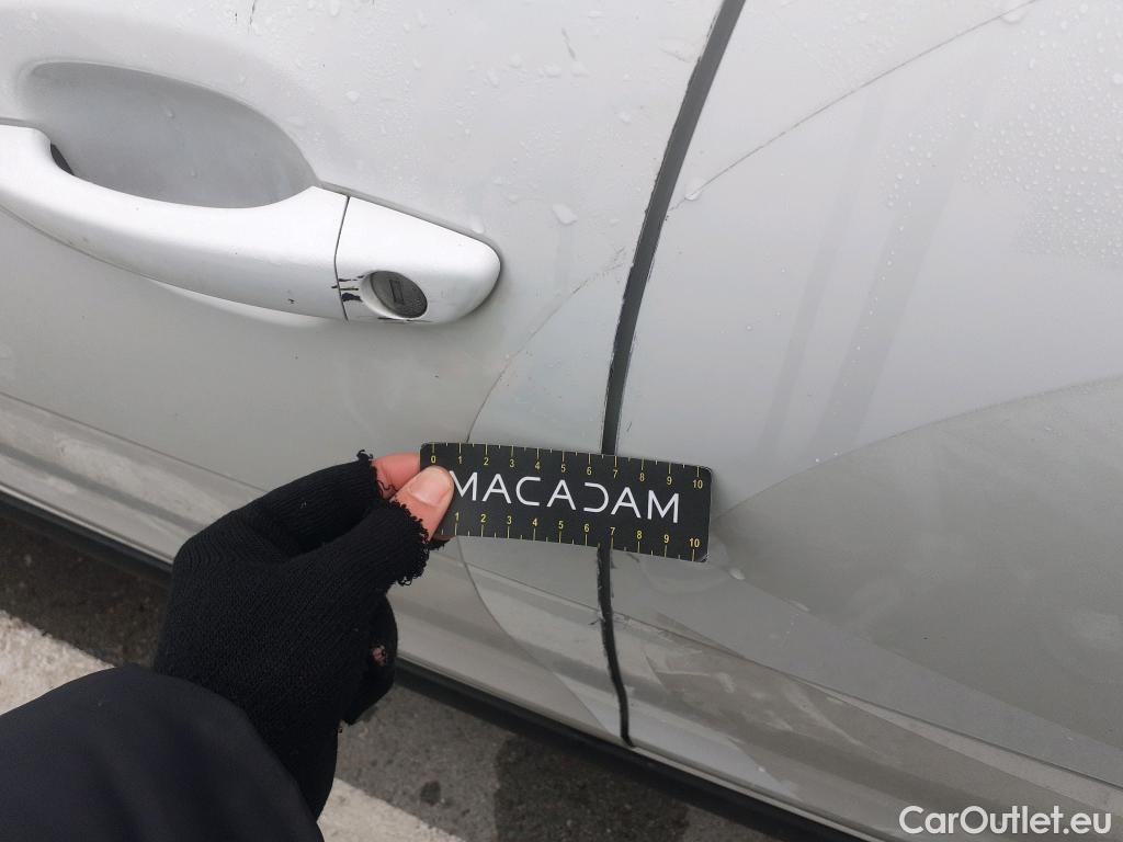  Citroen  C3 CITROEN  / 2020 / 5P / berlina con portón BlueHDi 75KW (100CV) S&S FEEL #14