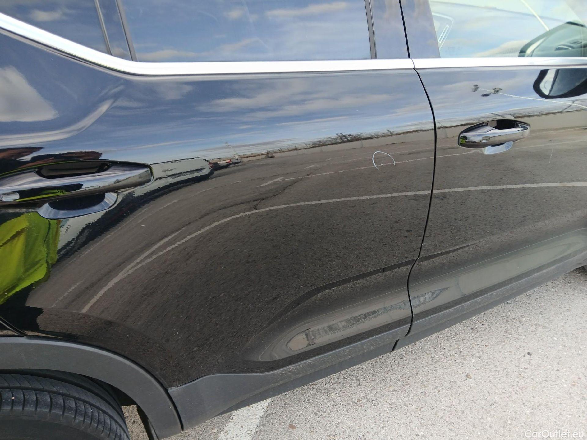  Volvo  XC 40 VOLVO XC40 / 2017 / 5P / todoterreno 1.5 T3 Inscription #23