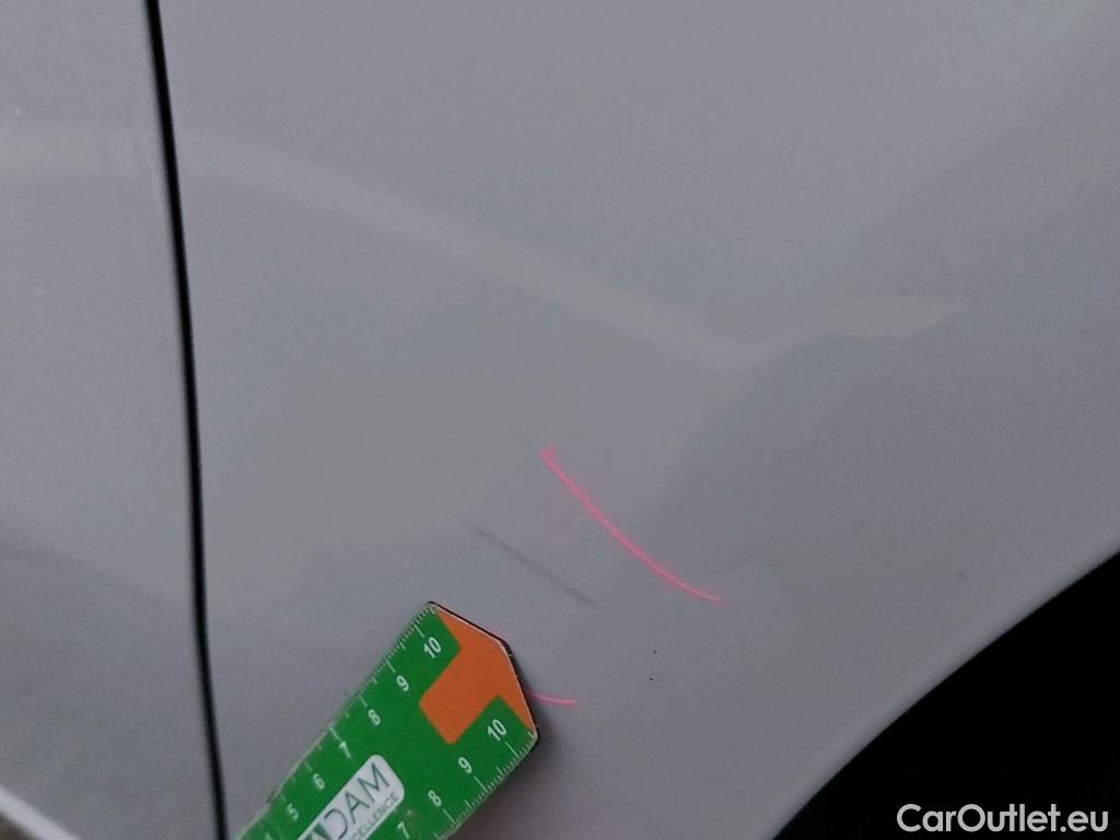  Mercedes  A-Klasse MERCEDES-BENZ Clase A / 2018 / 5P / berlina con portón A 250 e #29