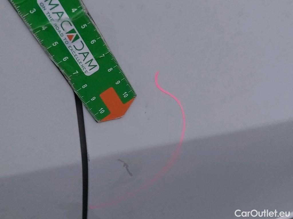  Mercedes  A-Klasse MERCEDES-BENZ Clase A / 2018 / 5P / berlina con portón A 250 e #15