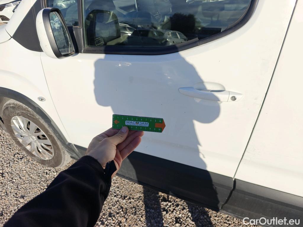  Peugeot  RIFTER PEUGEOT  / 2018 / 4P / combi Active Standard BlueHDi 73kW (IND) (CX2) #18