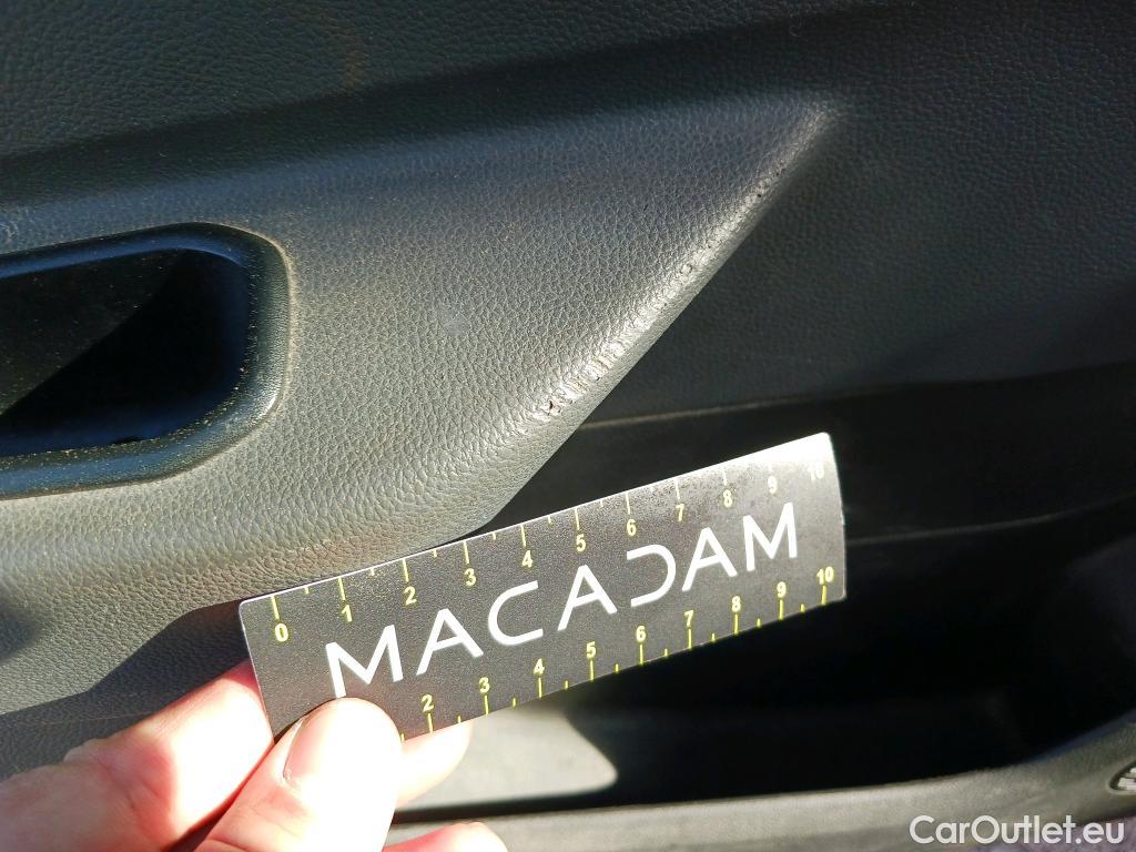  Dacia  Duster DACIA  / 2018 / 5P / todoterreno Essent. Blue dCi 85kW (115CV) 4X2 #29