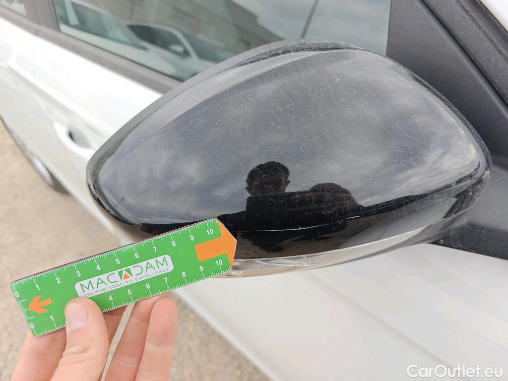  Opel  Corsa OPEL  / 2019 / 5P / berlina con portón 1.2T XHL 74kW (100CV) Edition #26