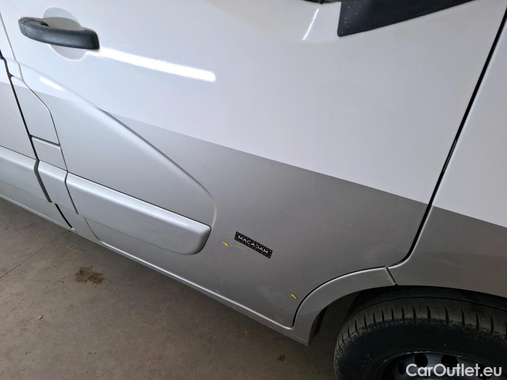  Renault  Master RENAULT  / 2014 / 4P / Fourgon tôlé &FG GCf Trac F3500 L2H2 dCi 110 Euro6 #49