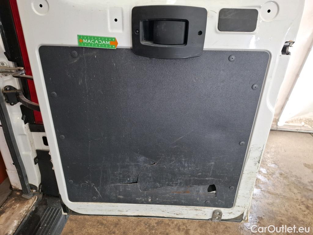  Peugeot  Boxer PEUGEOT  VU 4p Fourgon BLUEHDI 110 PREMIUM PA 333 L1H2 #18