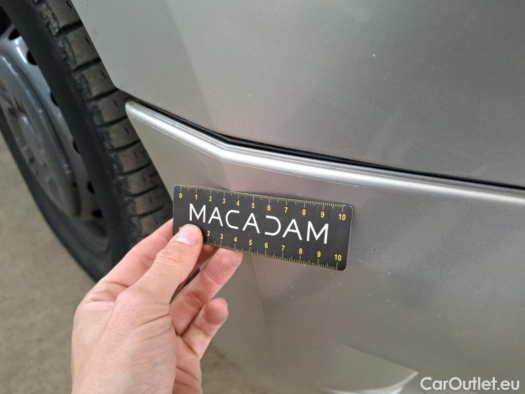  Renault  Master RENAULT  / 2014 / 4P / Fourgon tôlé &FG GCf Trac F3500 L2H2 dCi 110 Euro6 #24