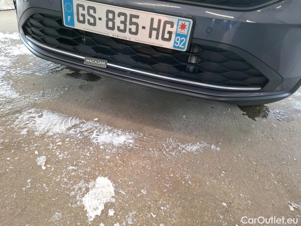  Volkswagen  Taigo  Life 1.0 TSI 110CV BVA7 E6d #3