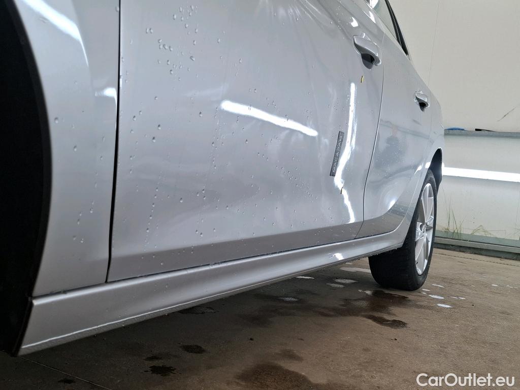  Opel  Corsa  F Elegance Business 1.2 Turbo 100CV BVM6 E6d #11