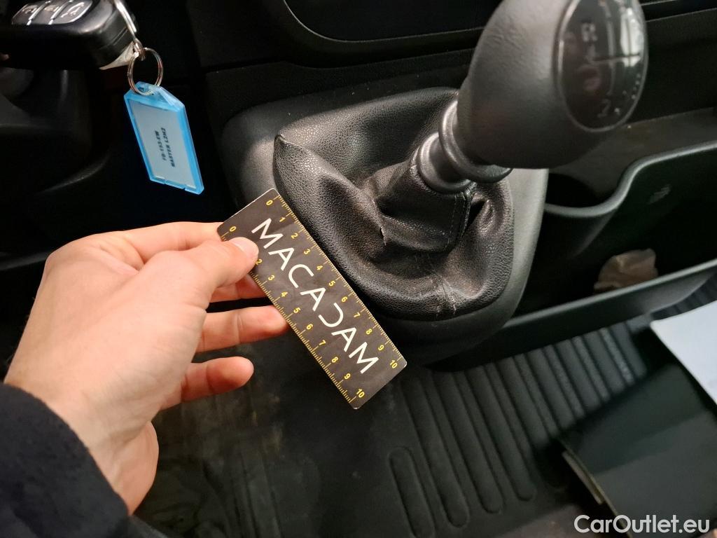  Renault  Master RENAULT  / 2014 / 4P / Fourgon tôlé &FG GCf Trac F3500 L2H2 dCi 110 Euro6 #36