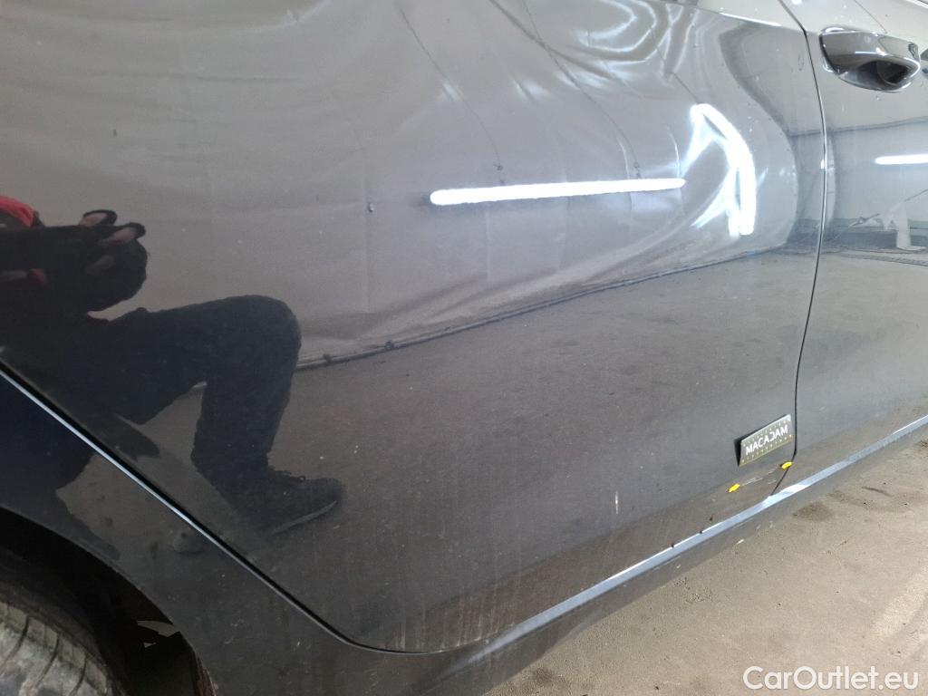  Volkswagen  Golf  VIII Berline Life Plus 2.0 TDI 115CV BVM6 E6d #1