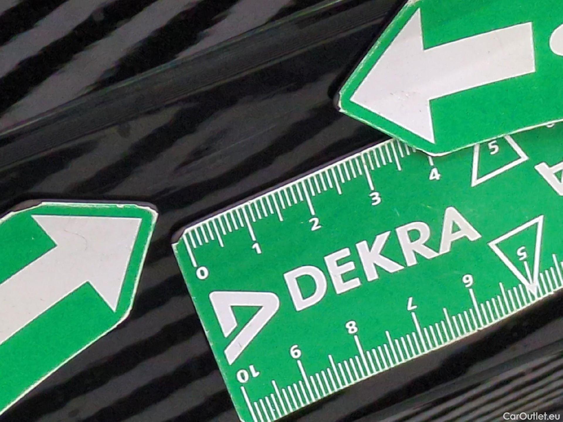  Audi  Q3 AUDI  Sportback / 2019 / 5P / SUV 45 TFSI E 245 S TRONIC S LINE #16