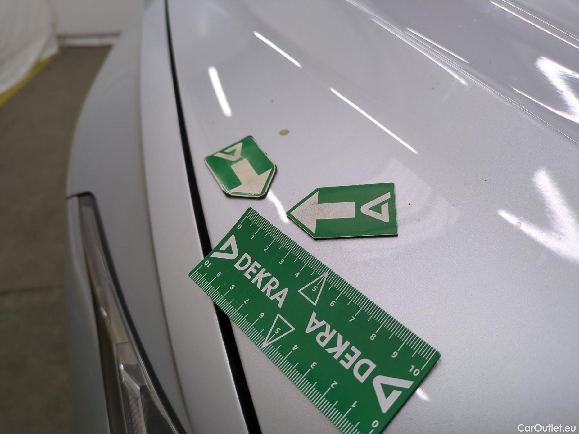  Volkswagen  Tiguan VOLKSWAGEN  / 2020 / 5P / SUV 1.4 eHybrid 245 DSG6 R-Line #12