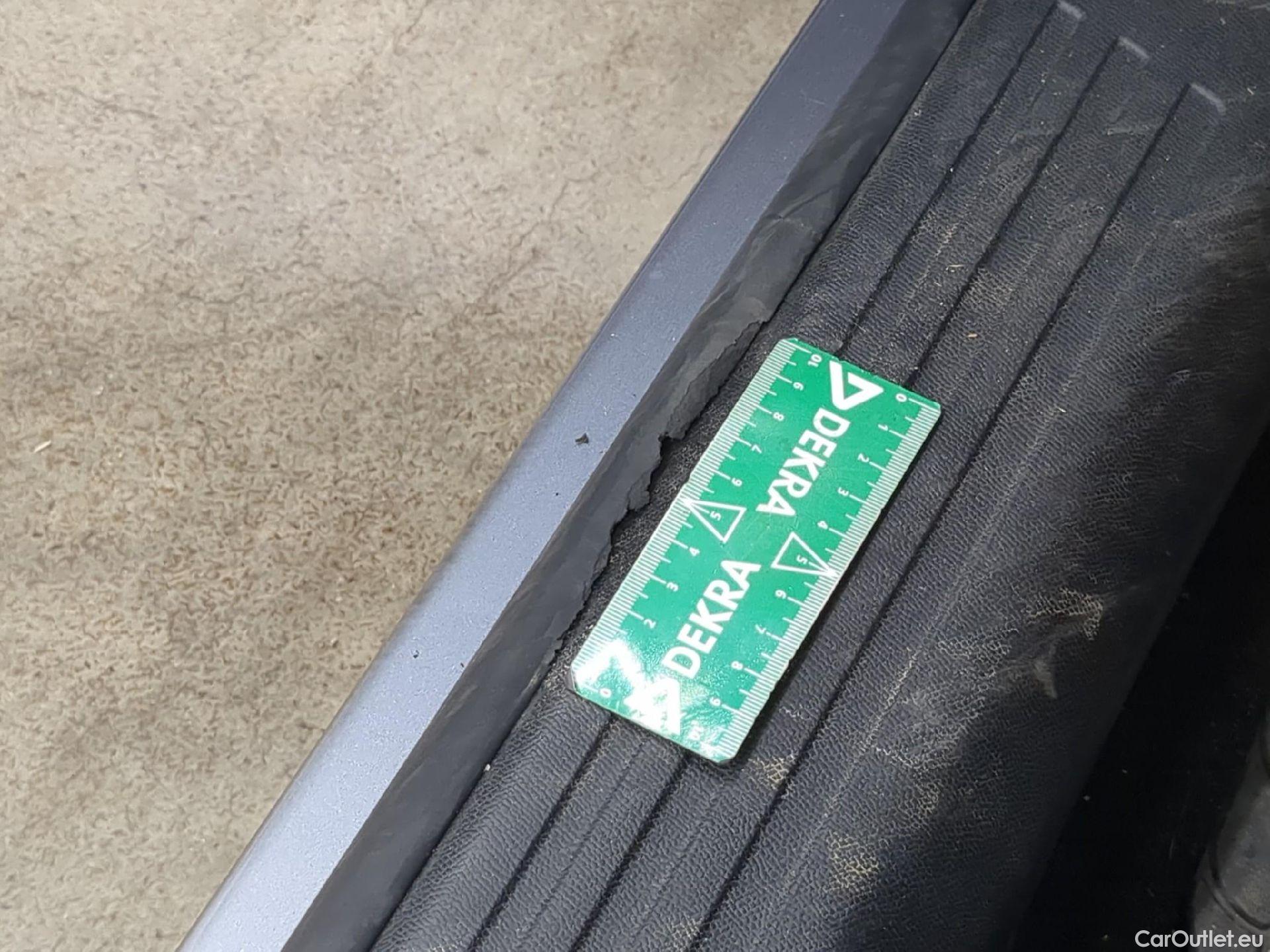  Peugeot  2008  Allure 1.5 HDi 130CV BVA8 E6d / VO RECONDITIONNE - PHOTOS AVANT RECONDITIONNEMENT #8