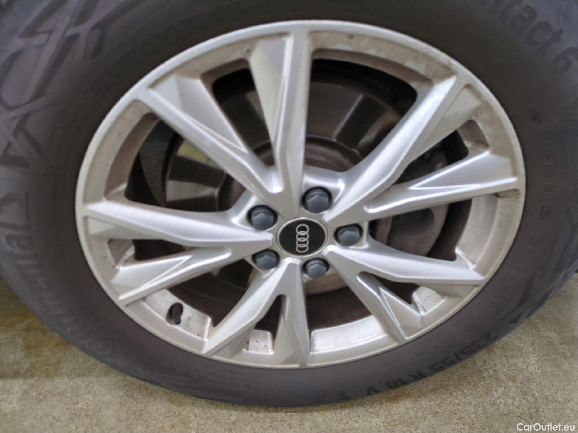  Audi  Q3 AUDI  Sportback / 2019 / 5P / SUV 45 TFSI E 245 S TRONIC S LINE #2