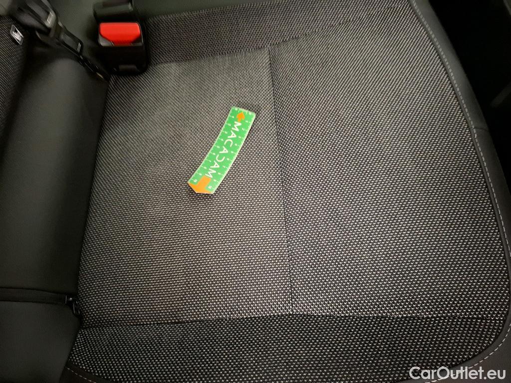  Renault  Captur  II Techno 1.6 E-TECH Hybrid 145CV BVA6 E6d #10