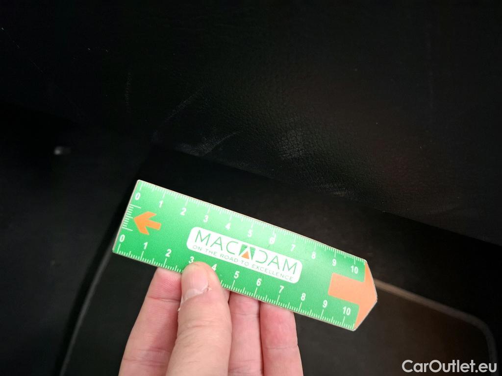  Mercedes  GLA MERCEDES-BENZ  / 2020 / 5P / SUV 1.3  250 e AMG LINE DCT #15