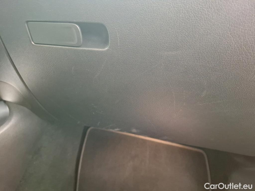  Mercedes  GLA MERCEDES-BENZ  / 2020 / 5P / SUV 1.3  250 e AMG LINE DCT #13