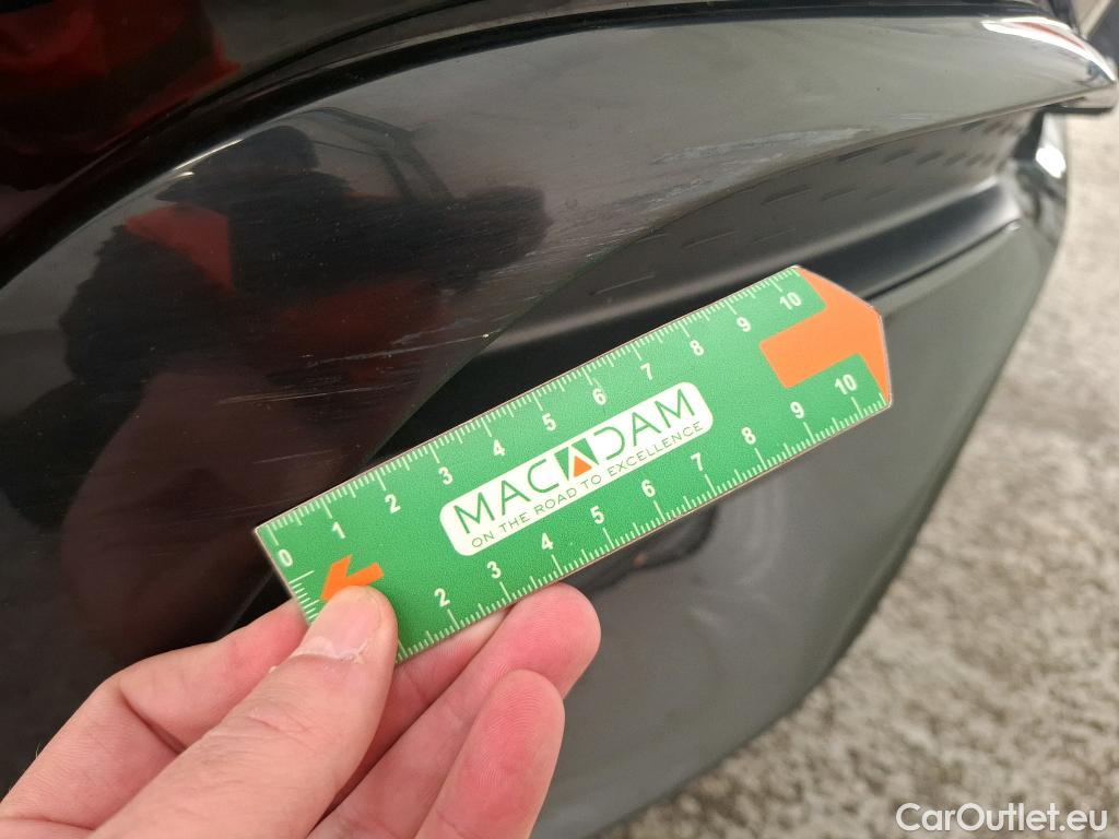  Mercedes  GLA MERCEDES-BENZ  / 2020 / 5P / SUV 1.3  250 e AMG LINE DCT #22