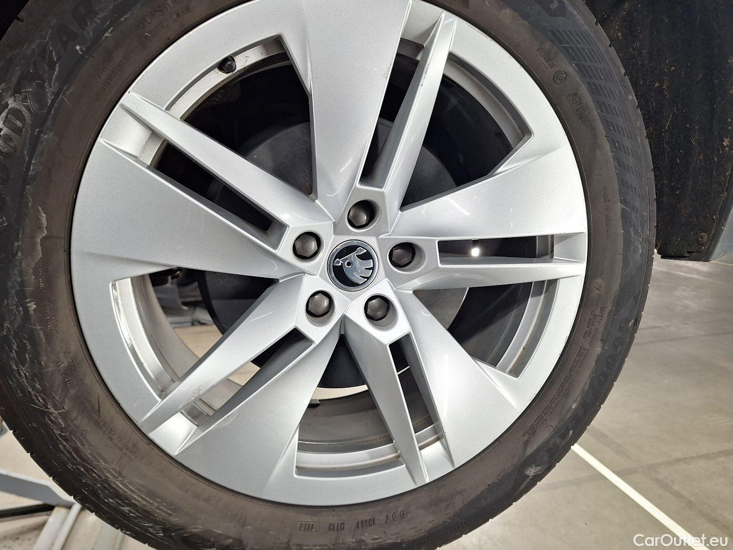  Skoda  ENYAQ Skoda,  '21 BEV, Skoda  iV 80 5d #1