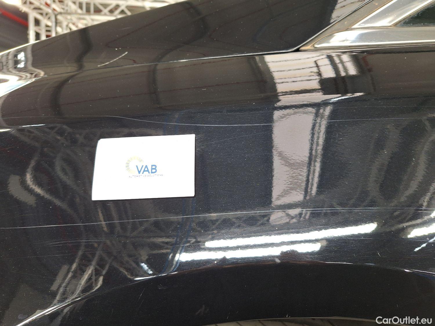  Ford  S-Max Ford,  '15, Ford  2.0 TDCi 110kW S/S Aut. Titanium 5d #19