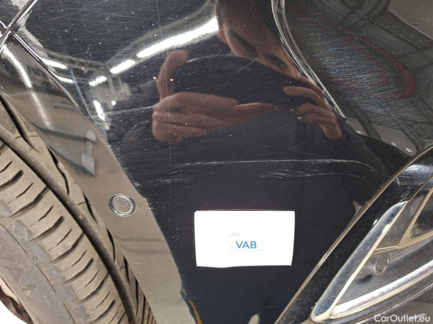  Ford  S-Max Ford,  '15, Ford  2.0 TDCi 110kW S/S Aut. Titanium 5d #6