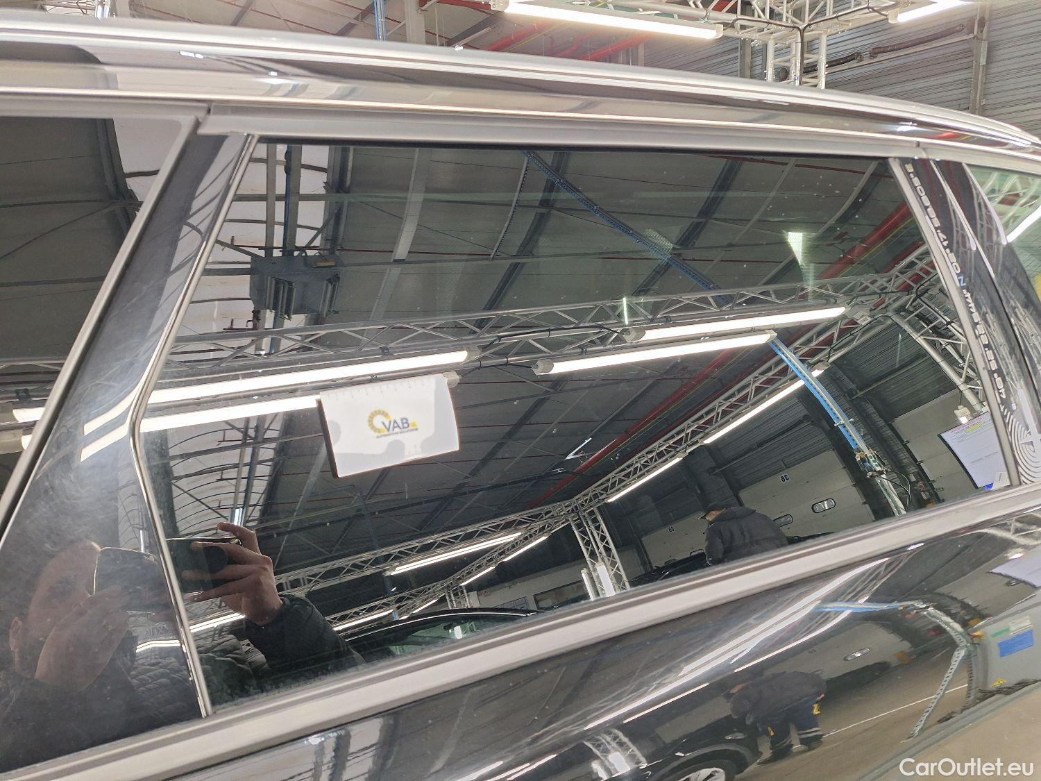  Peugeot  5008 Peugeot,  '16, Peugeot  1.2 PureTech 96kW S&S EAT8 Crossway 7pl #33